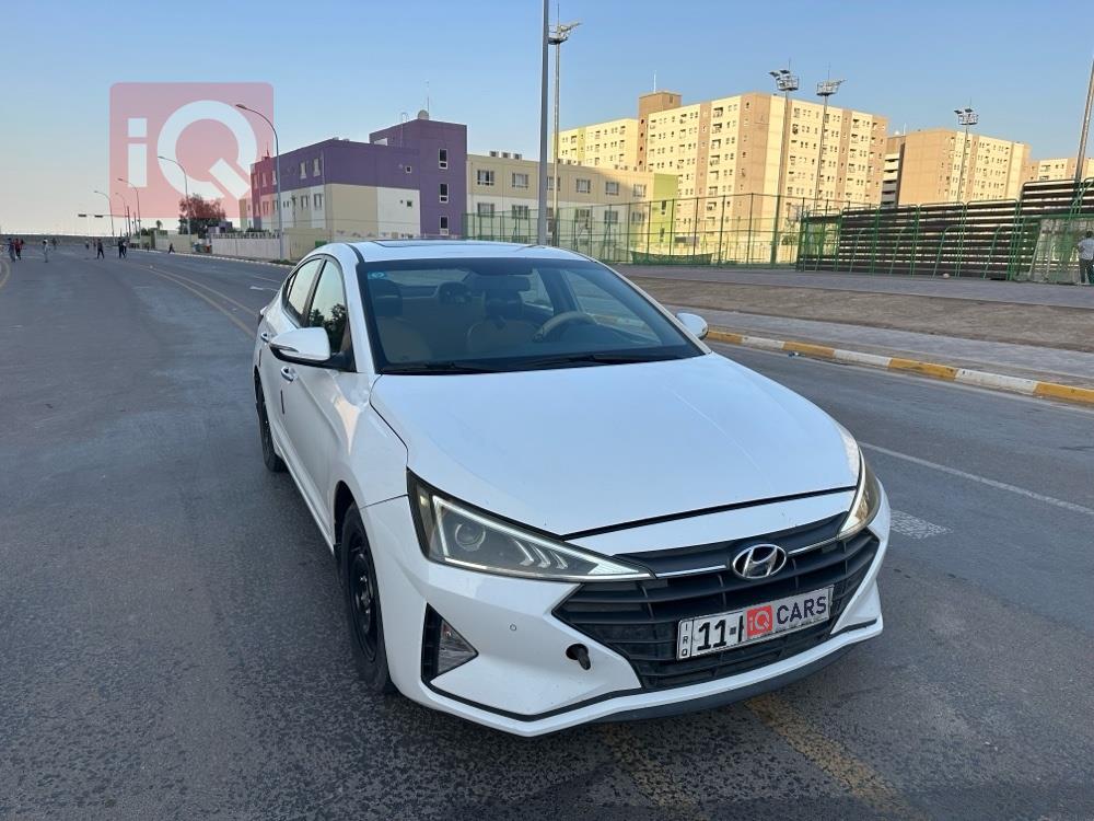 هيونداي النترا